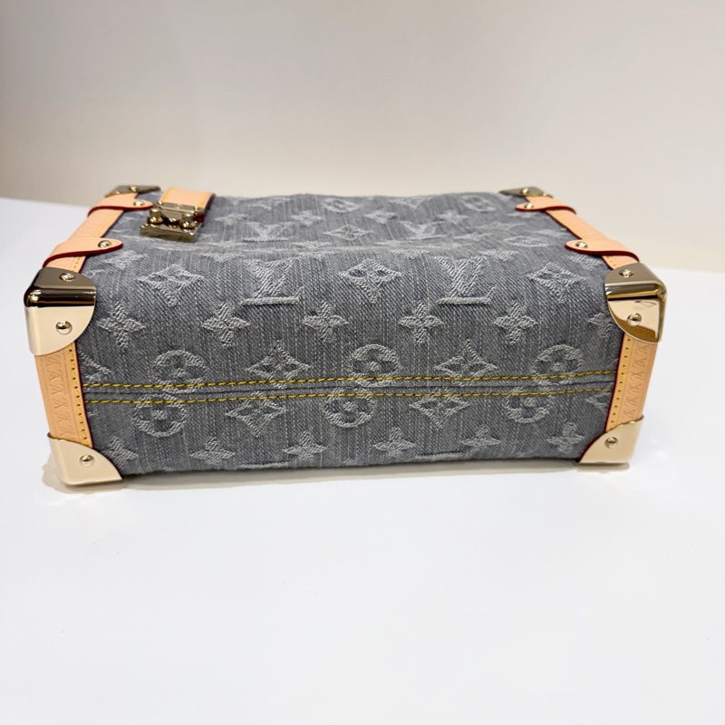LV Side Trunk MM 灰丹寧手提斜背包 晶片款 近全新-4