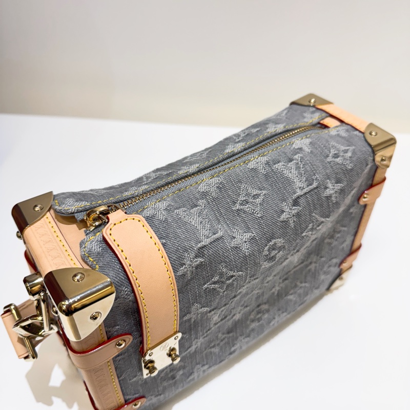 LV Side Trunk MM 灰丹寧手提斜背包 晶片款 近全新-7