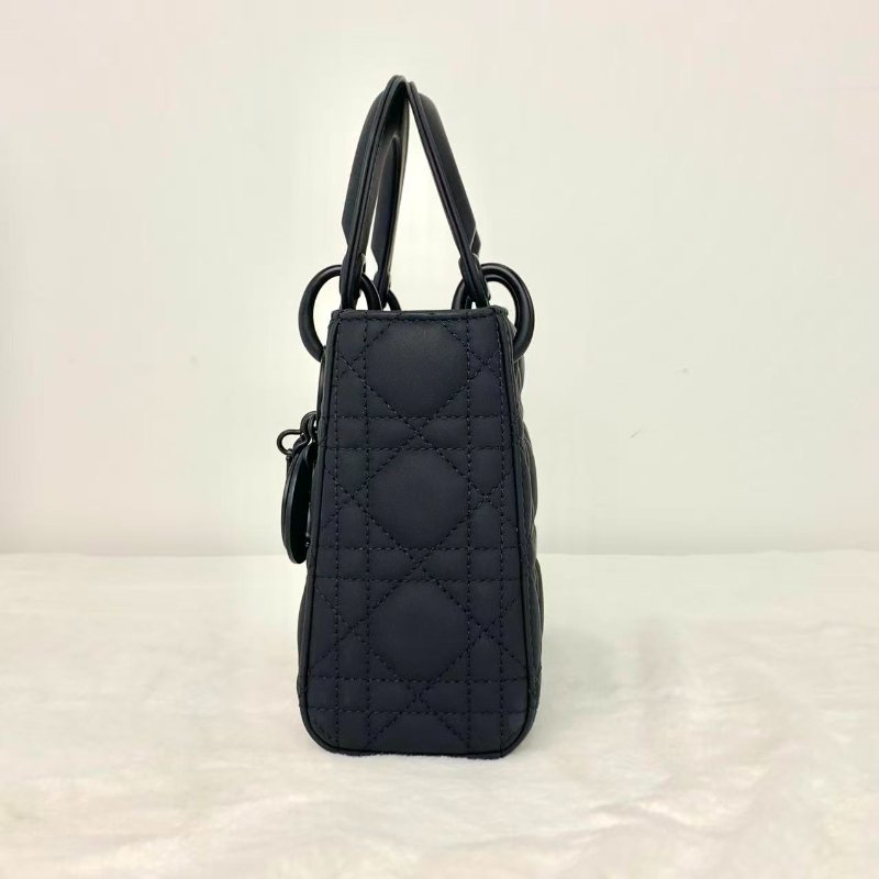 Christine Dior Lady Dior 磨沙黑色3格-2