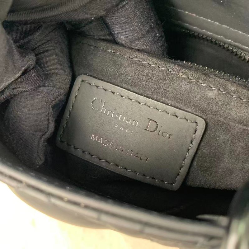 Christine Dior Lady Dior 磨沙黑色3格-6