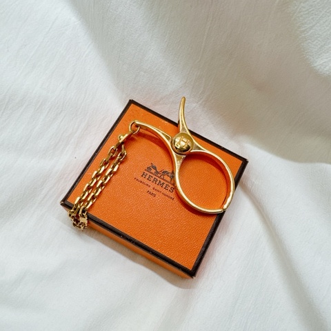 二手Hermes愛馬仕金色手套夾 愛馬仕夾子 愛馬仕配件 愛馬仕吊飾