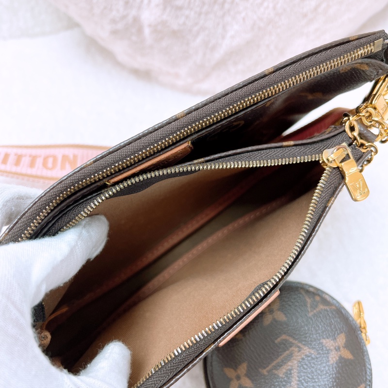 Lv multi pochette 麻將包/五合一粉肩帶-10