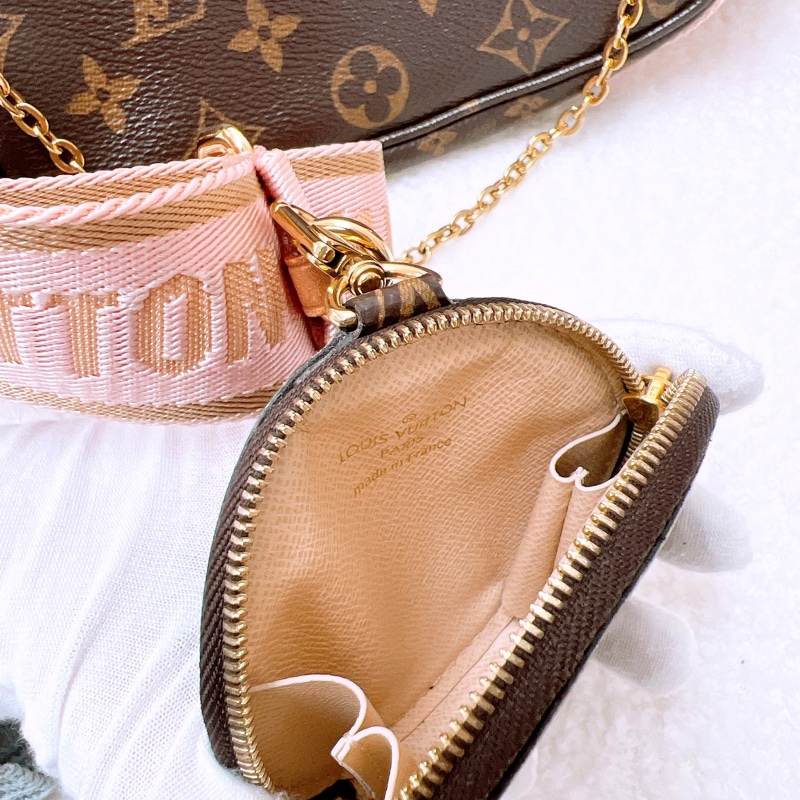 Lv multi pochette 麻將包/五合一粉肩帶-14