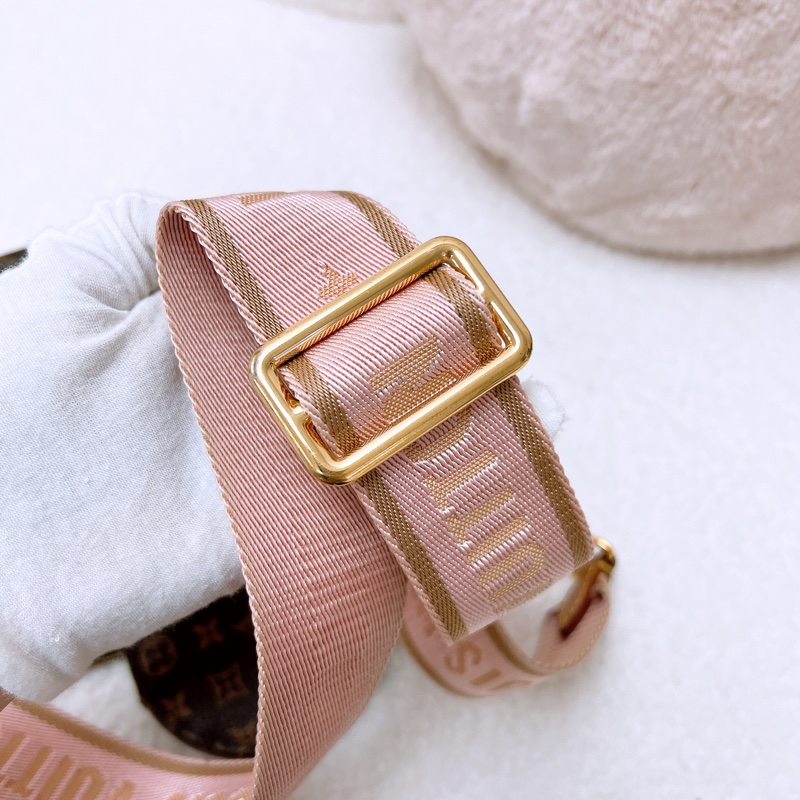 Lv multi pochette 麻將包/五合一粉肩帶-17