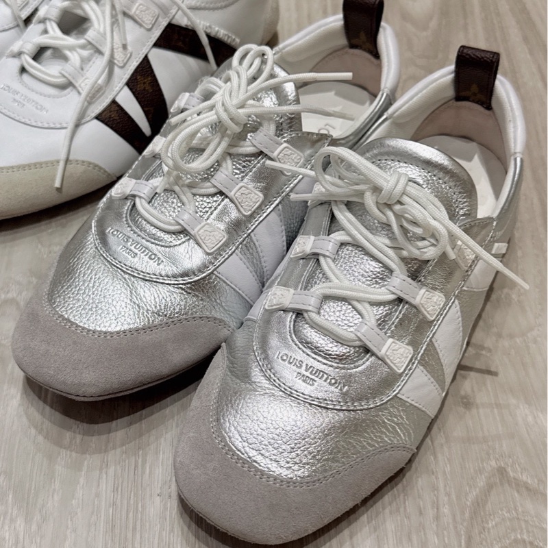 LV Sneakerina 銀色德訓芭蕾舞運動鞋 38.5號-1