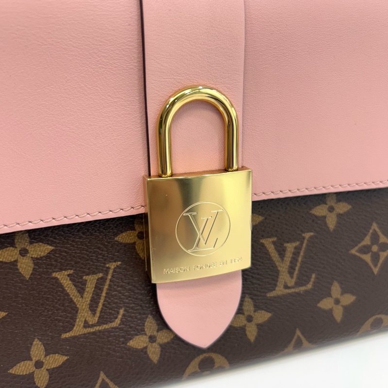 近新路易威登鎖頭包LV原花拚櫻花粉牛皮Locky BB手提側背包M44080-18