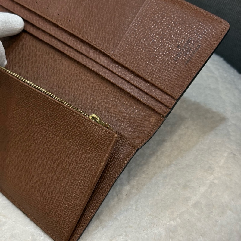 Lv老花對開長夾-12