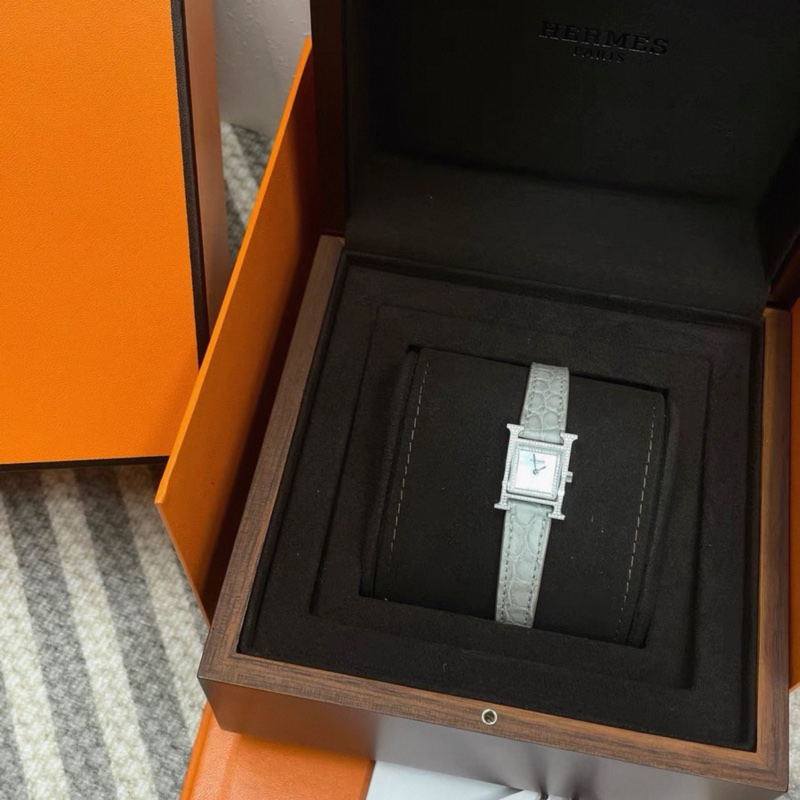 Hermes愛馬仕雙圈鑽H手錶 石英機芯 鰐魚皮 白色錶盤-5