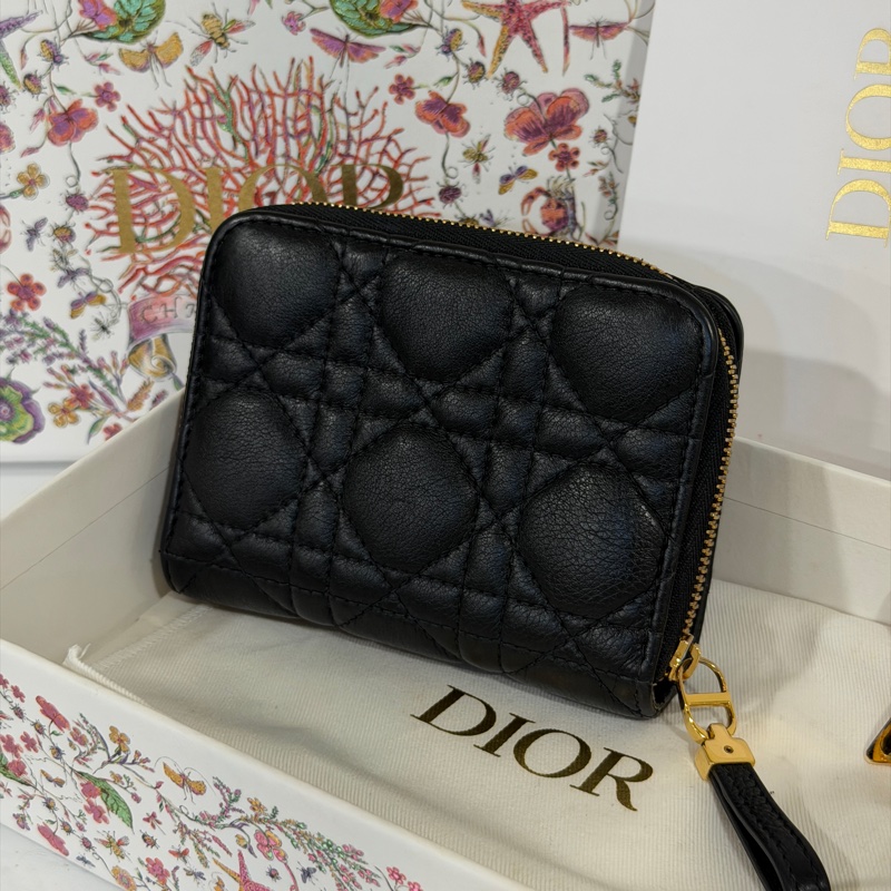 #大全配🈶台北101購證 Dior Caro黑金拉鍊短夾 芯片款 超級甜🔥-3