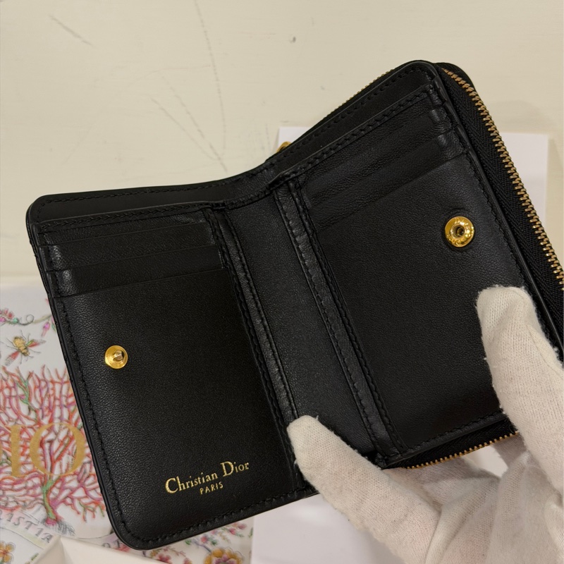 #大全配🈶台北101購證 Dior Caro黑金拉鍊短夾 芯片款 超級甜🔥-10
