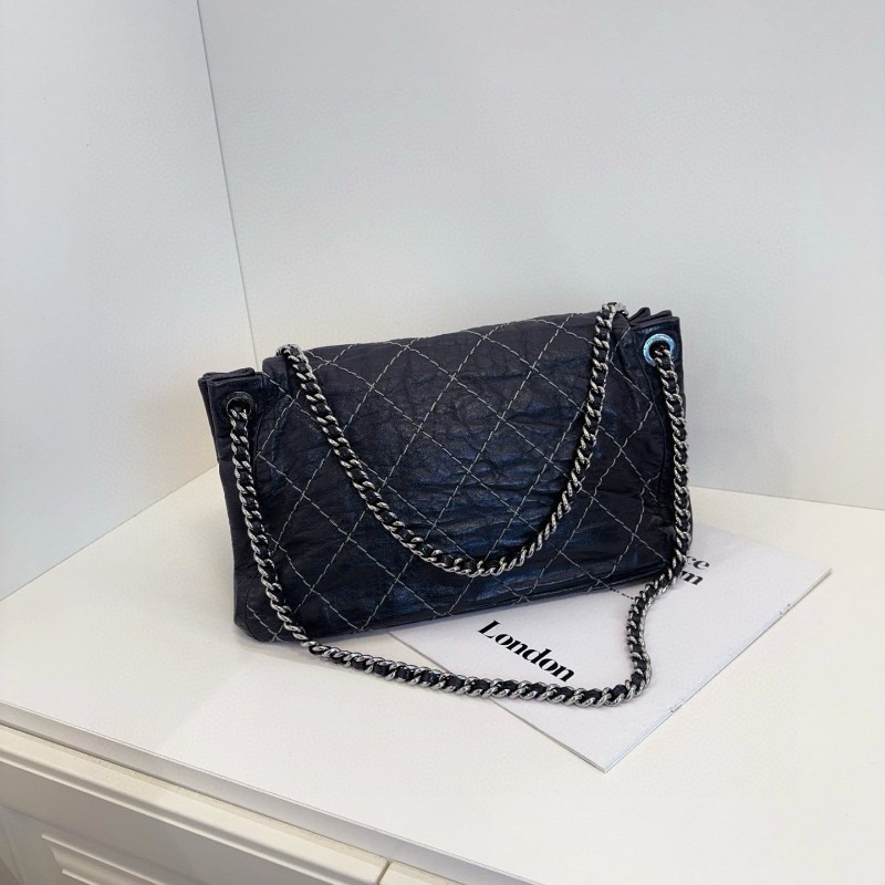 Chanel 香奈兒 黑銀外縫線 牛皮 機場南瓜鏈條包 肩背包-2