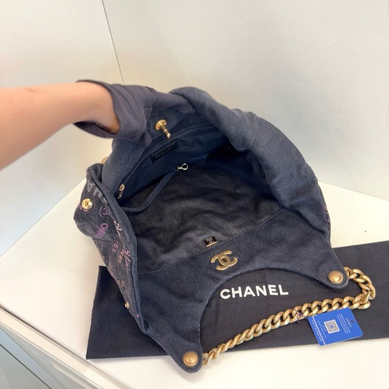 Chanel香奈兒 黑丹寧字母塗鴉牛仔Hobo 粗鏈條大豌豆肩背包 晶片款-7