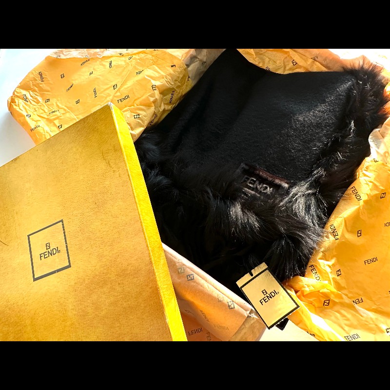 Fendi 狐狸毛領cashmere披肩-4