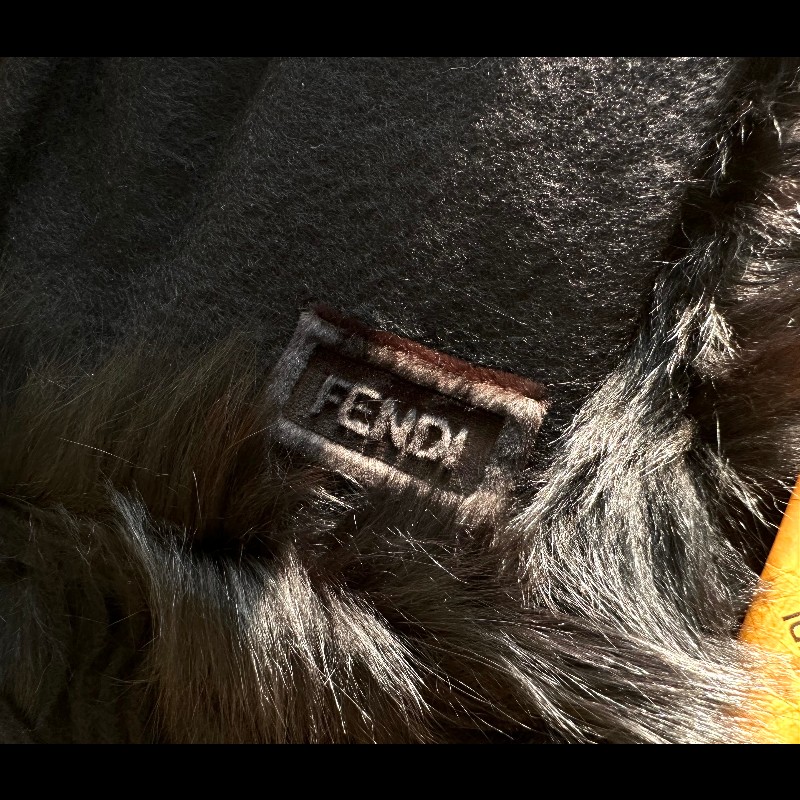 Fendi 狐狸毛領cashmere披肩-8