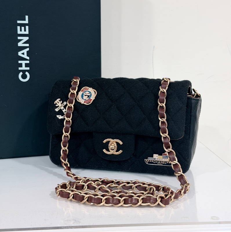 #徽章限量款 #23萬入手 香奈兒黑金cf大mini漢堡系列 收藏款-5