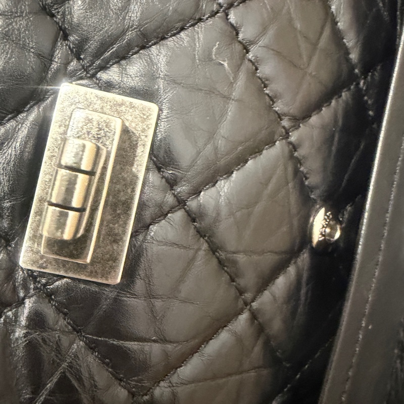 全配🈶️購證❤️ 香奈兒 #黑銀 #油蠟牛皮 #2.55 #中號-40