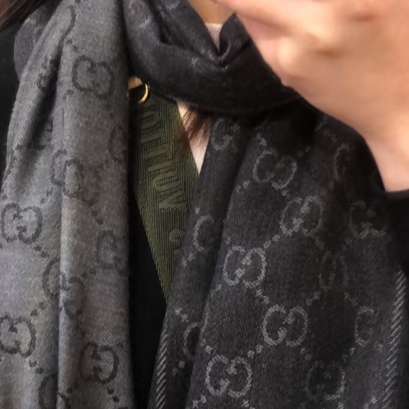 Gucci圍巾-16