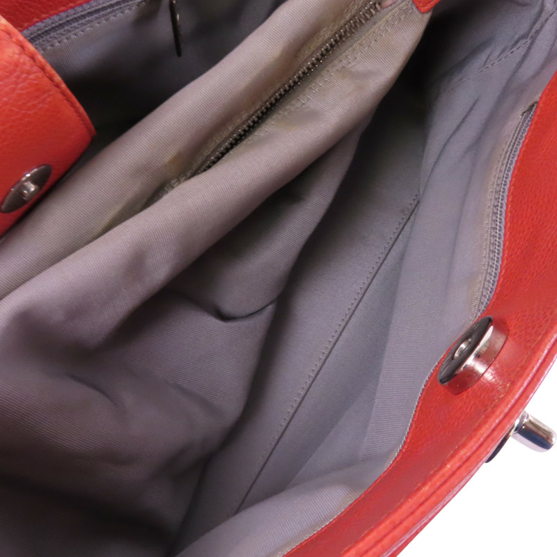 CHANEL 牛皮皮革Shoulder Bag銀扣肩背袋-6