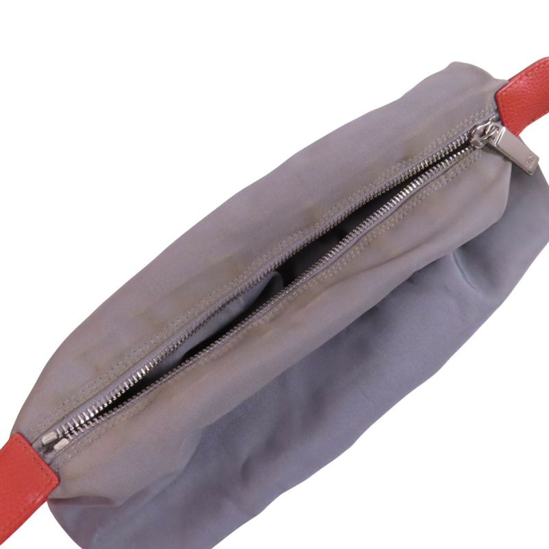 CHANEL 牛皮皮革Shoulder Bag銀扣肩背袋-15