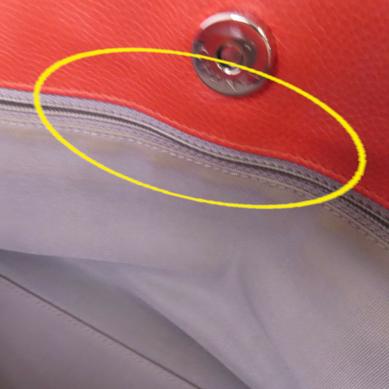 CHANEL 牛皮皮革Shoulder Bag銀扣肩背袋-24