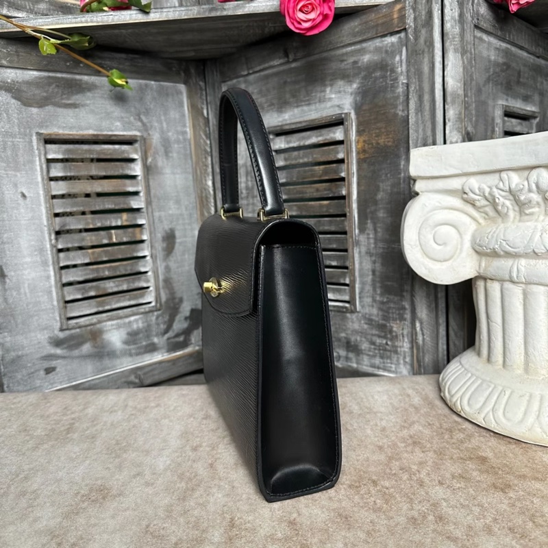 Louis Vuitton • 經典Epi水波紋 Kelly包-3