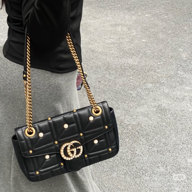 Gucci • Marmont 經典全皮珍珠卯釘包 中號-0