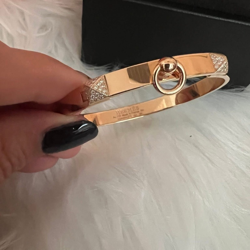 9新CDC玫瑰金半鑽手環SH-9