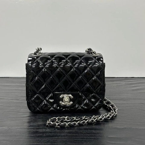 CHANEL 黑銀漆皮方胖子肩背斜背包 16*13*7.5 98新配件塵袋