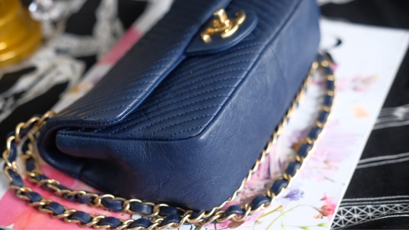 Chanel藍金釦牛皮 大mini cf-7