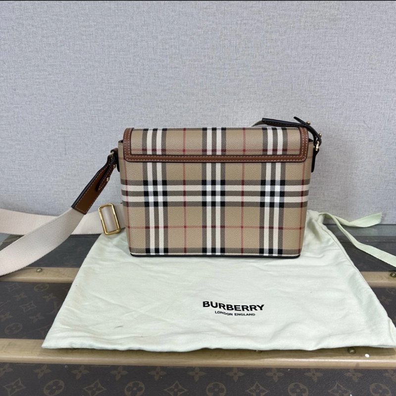BURBERRY 經典格紋NOTE肩背斜背包 25*8.8*18 99新 配件塵袋-5