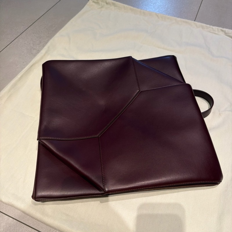 Loewe Puzzle Fold Tote XL 勃艮第紅-4