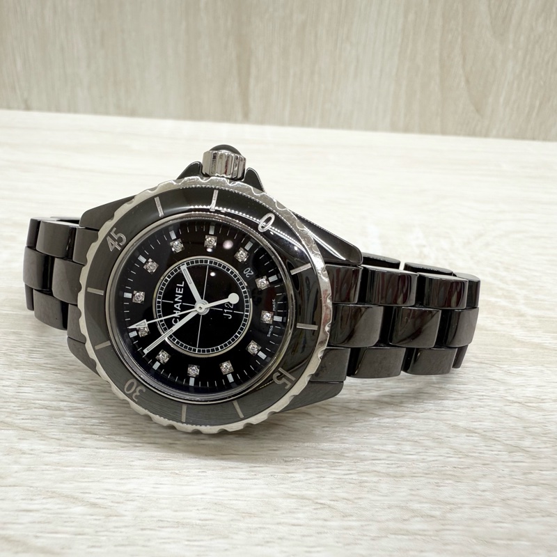 CHANEL黑色陶瓷12點鑽石英錶J12 33mm-1