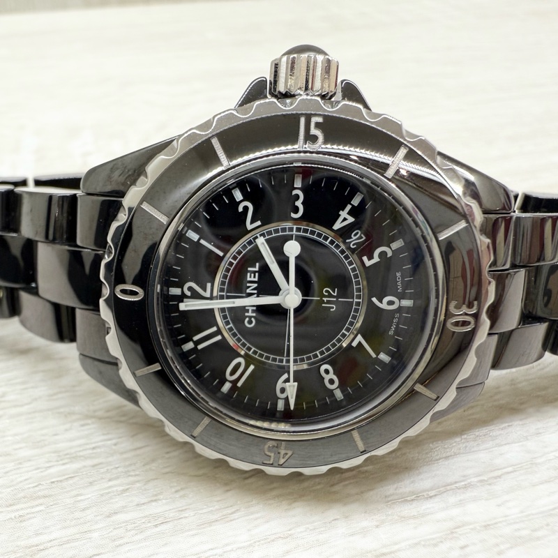 CHANEL黑色陶瓷石英錶J12 33mm/H0682-2