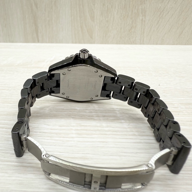 CHANEL黑色陶瓷石英錶J12 33mm/H0682-5