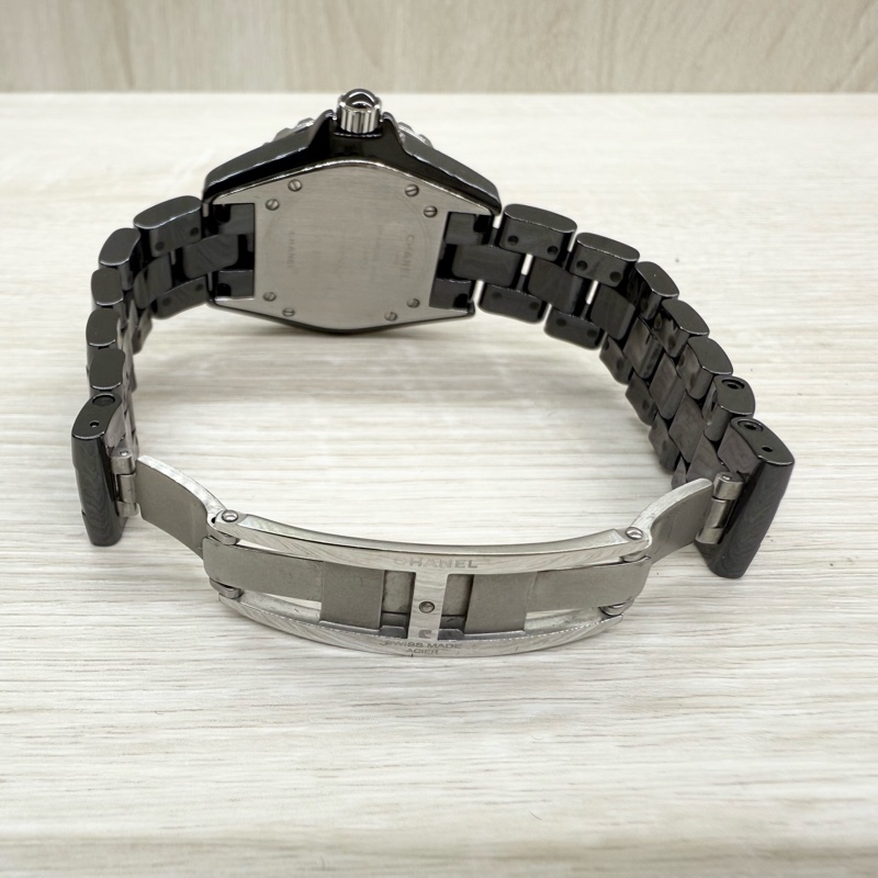CHANEL黑色陶瓷石英錶J12 33mm/H0682-6