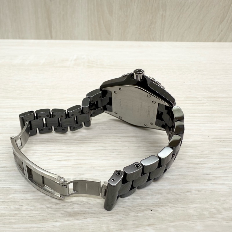 CHANEL黑色陶瓷石英錶J12 33mm/H0682-7
