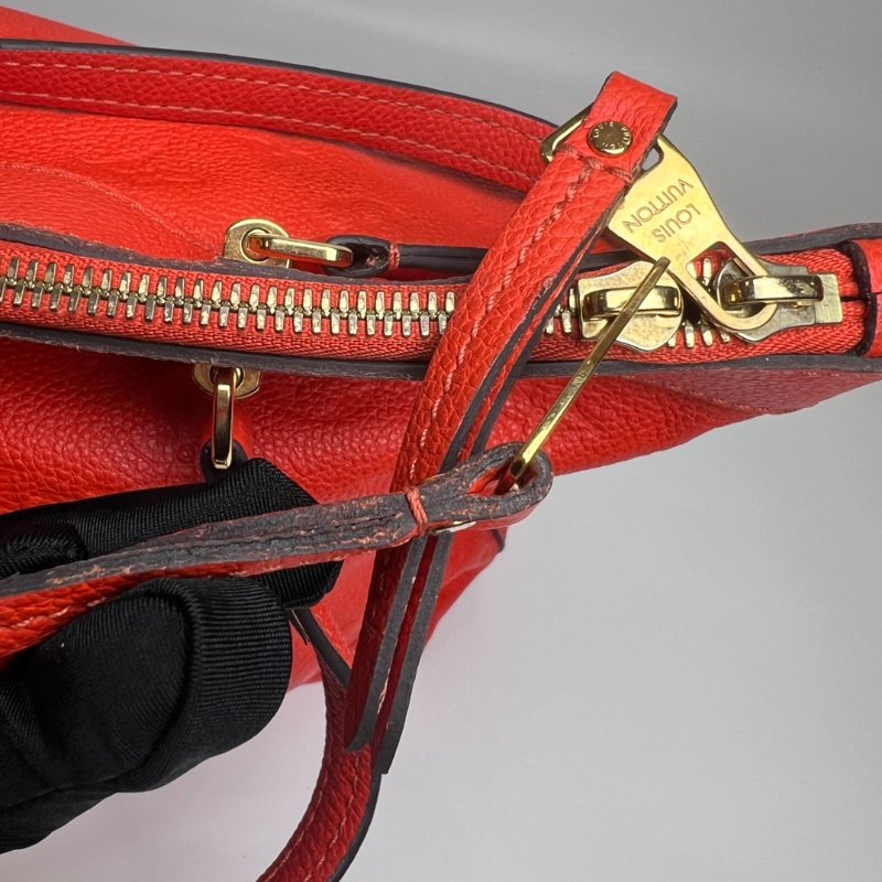 LV M41169 橘紅壓紋托特包-12