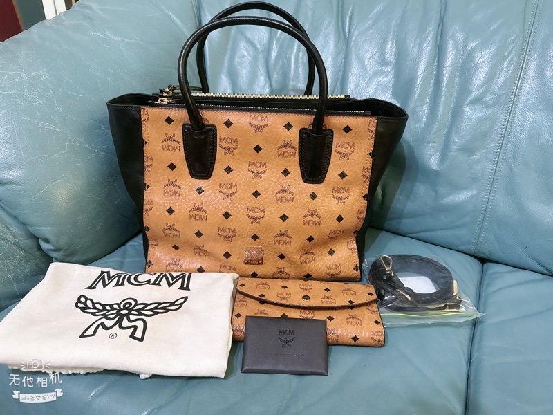 MCM 真皮手提肩背斜背包(贈送MCM皮夾）-26