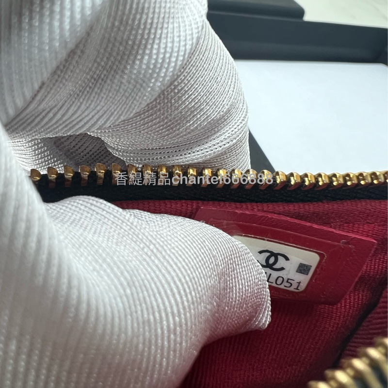 599 Chanel 19 零錢包 羊皮 黑金 極新-8