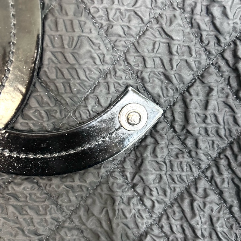 CHANEL黑銀尼龍皺褶大托特包 A48049-17