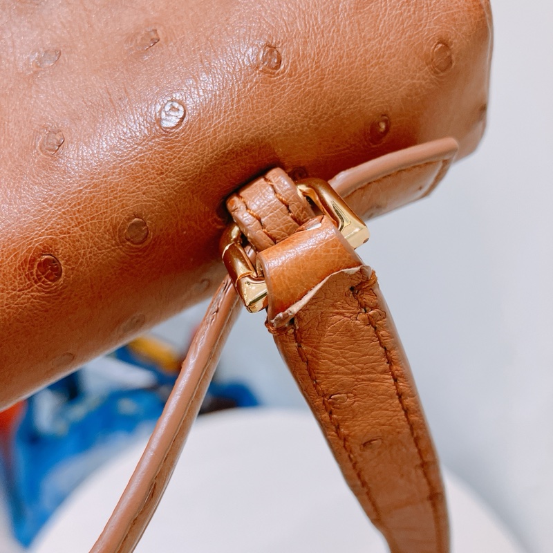 TK1861 LORO PIANA 諾悠翩雅經典鴕鳥皮手拿兩用包包OSTRICH L19 EXTRA POCKET POUCH-12