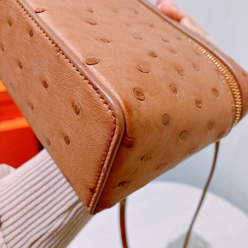 TK1861 LORO PIANA 諾悠翩雅經典鴕鳥皮手拿兩用包包OSTRICH L19 EXTRA POCKET POUCH-17