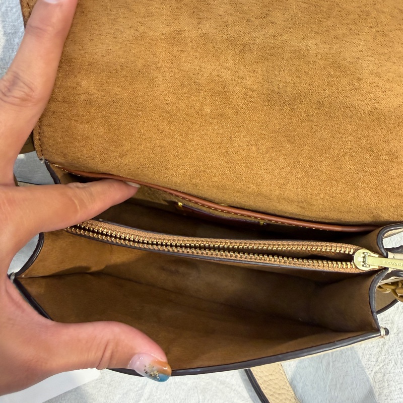 COACH X BASQUIAT 藝術塗鴉系列斜背手提包-14