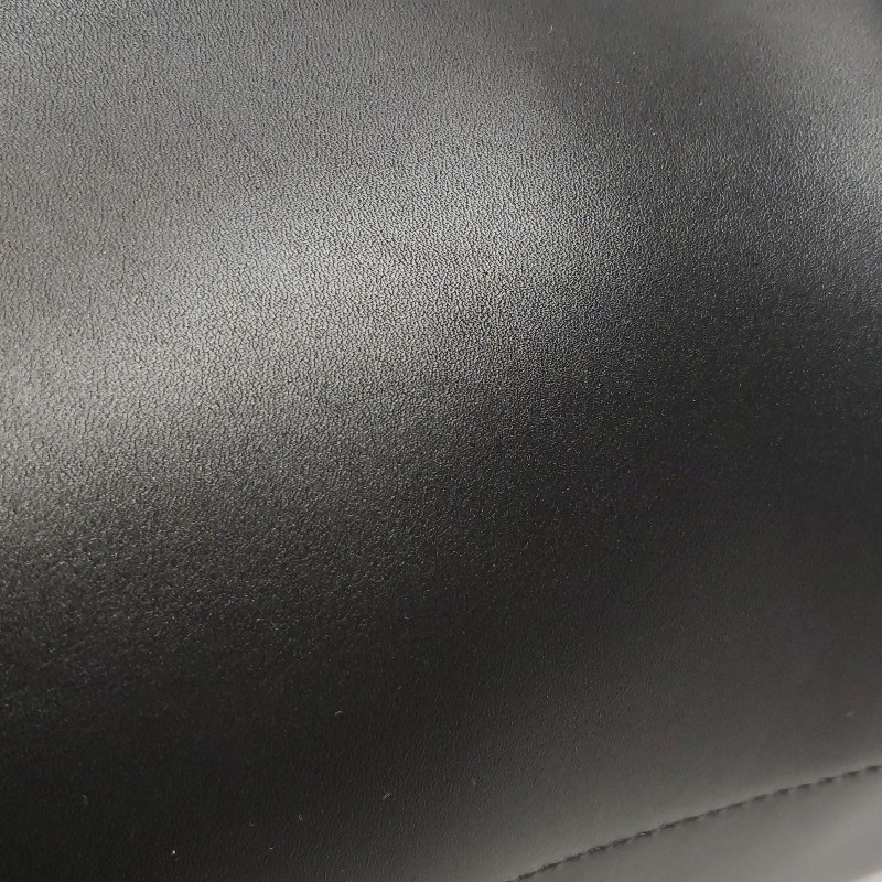 Loewe Gate牛皮鏤空Logo斜挎包單肩包-14