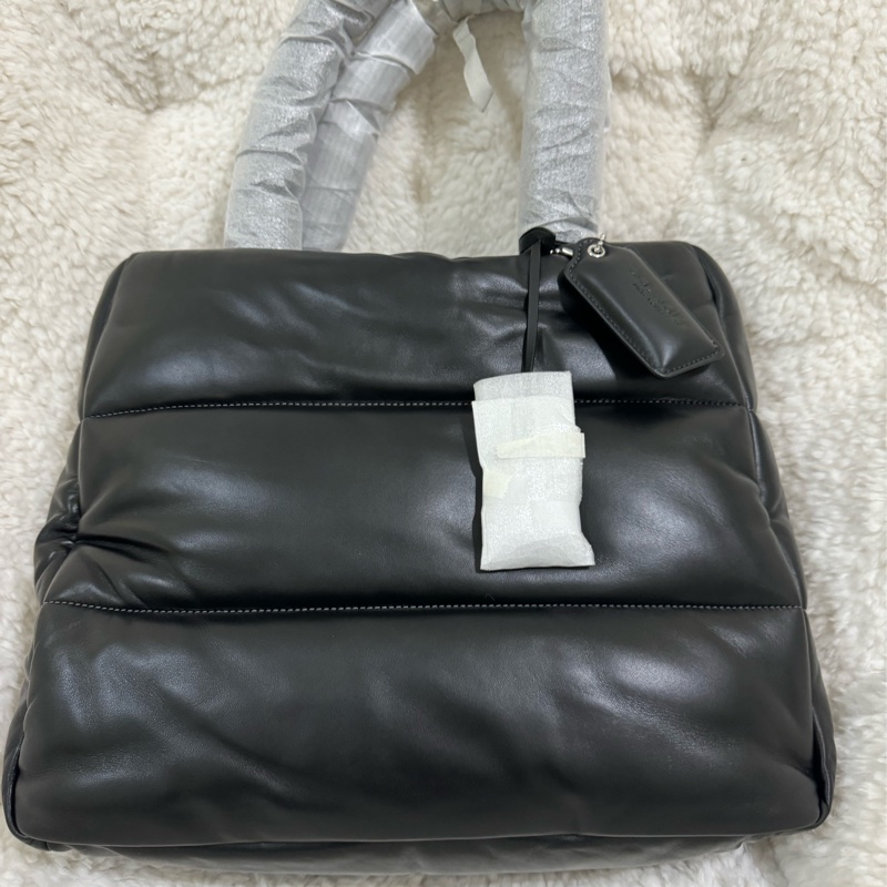 全新 coach 黑色澎澎包-0