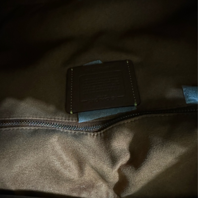 全新 coach 黑色澎澎包-22