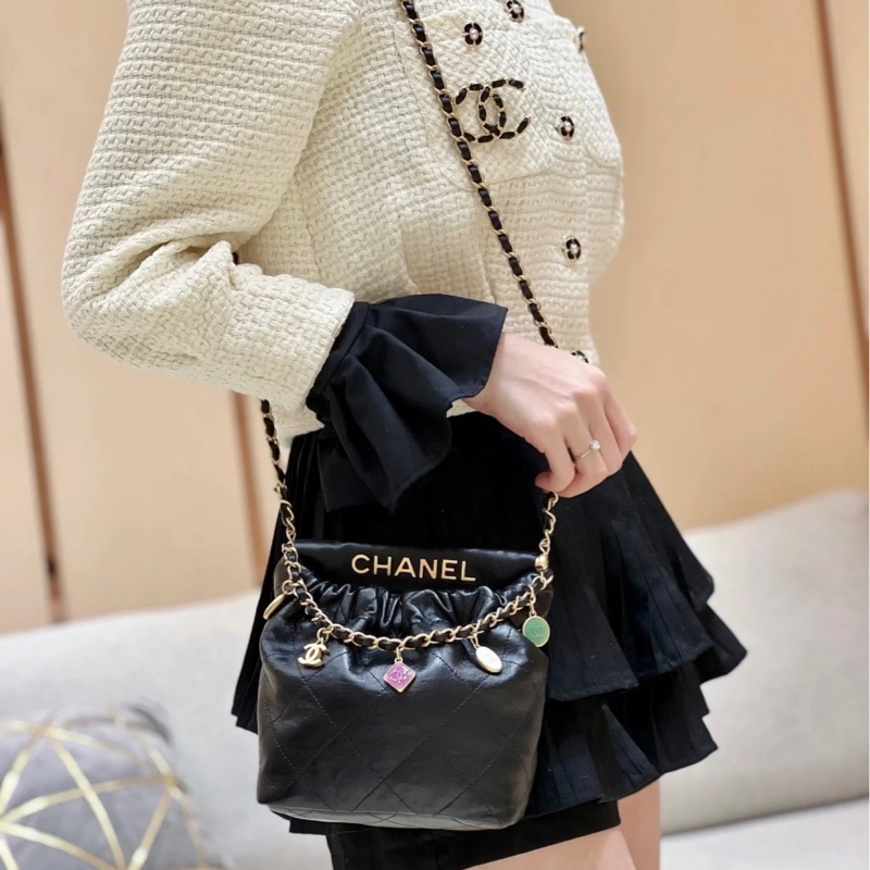 #專櫃近20萬 #99新閒置 香奈兒23p小福袋22bag寶石糖果吊墜❤️🔥-7