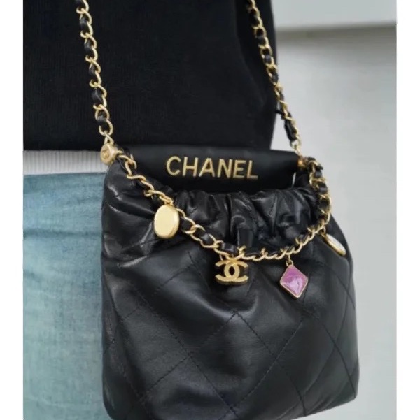 #專櫃近20萬 #99新閒置 香奈兒23p小福袋22bag寶石糖果吊墜❤️🔥-14