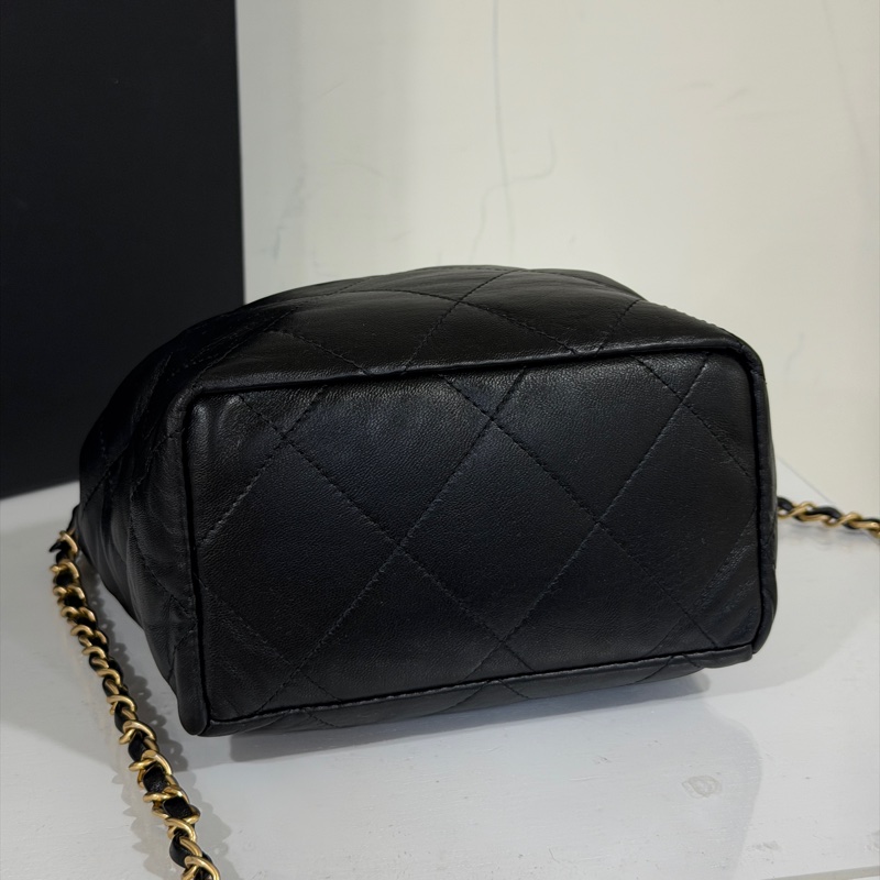 #專櫃近20萬 #99新閒置 香奈兒23p小福袋22bag寶石糖果吊墜❤️🔥-22