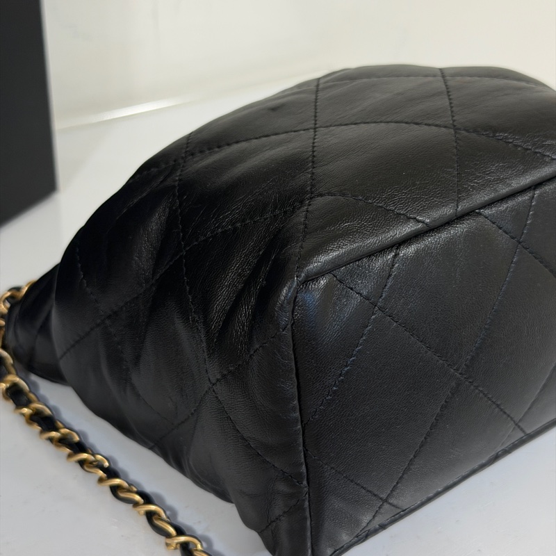 #專櫃近20萬 #99新閒置 香奈兒23p小福袋22bag寶石糖果吊墜❤️🔥-23